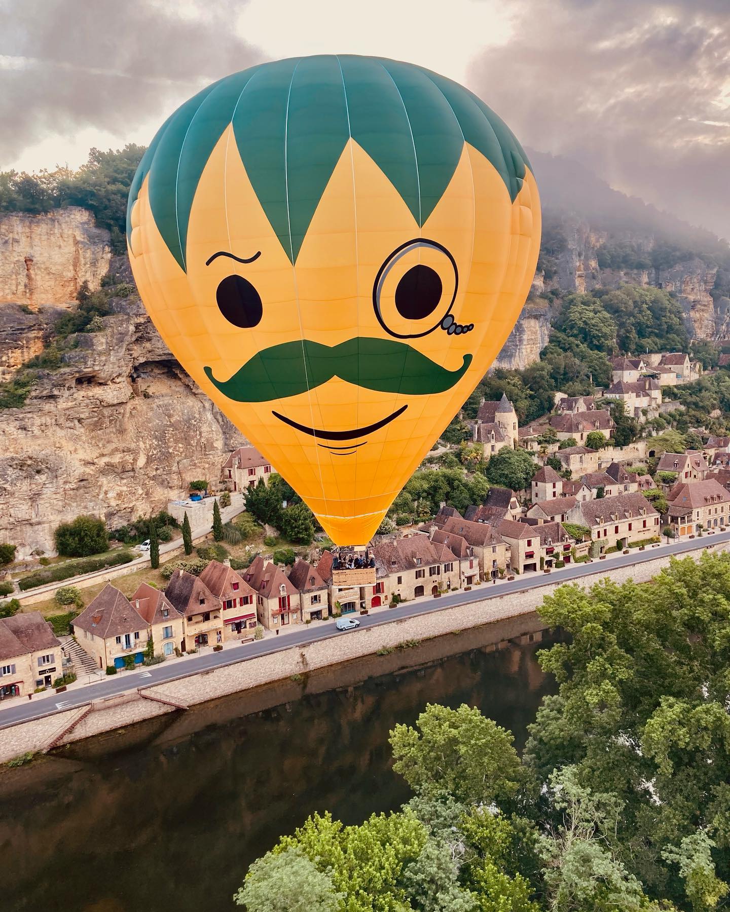 vol laroque gageac touristique montgolfière perigord activite insolite dordogne vallee perigord noir 2