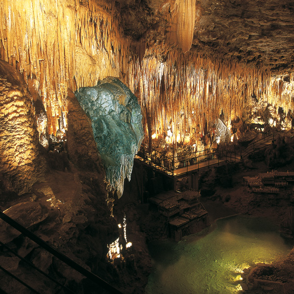 decouverte grotte proumeyssac dordogne actualite montgolfiere du perigord